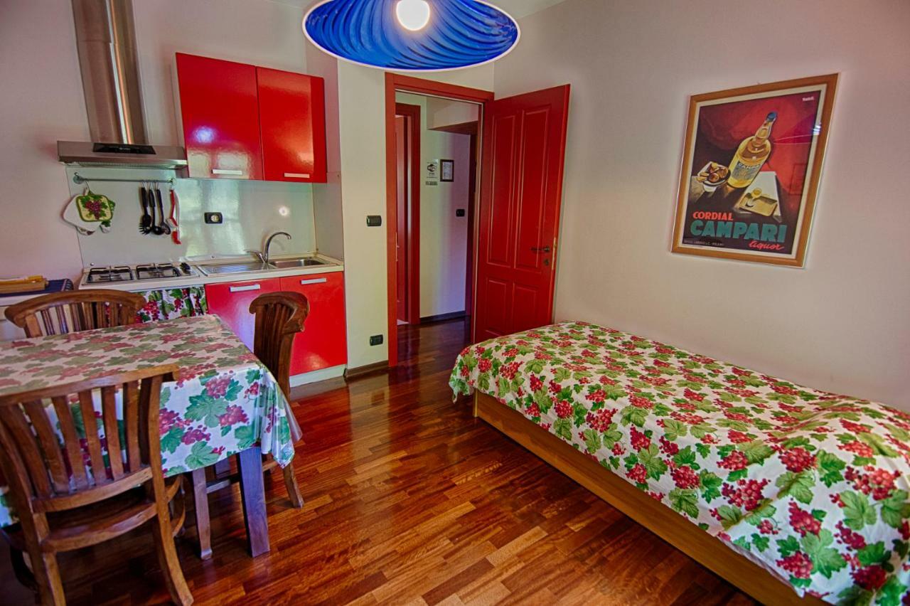 B&B Il Sole Delle Rive Sinio ภายนอก รูปภาพ